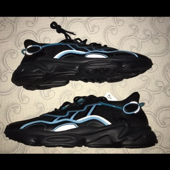 Adidas Ozweego - Picture 2 of 6